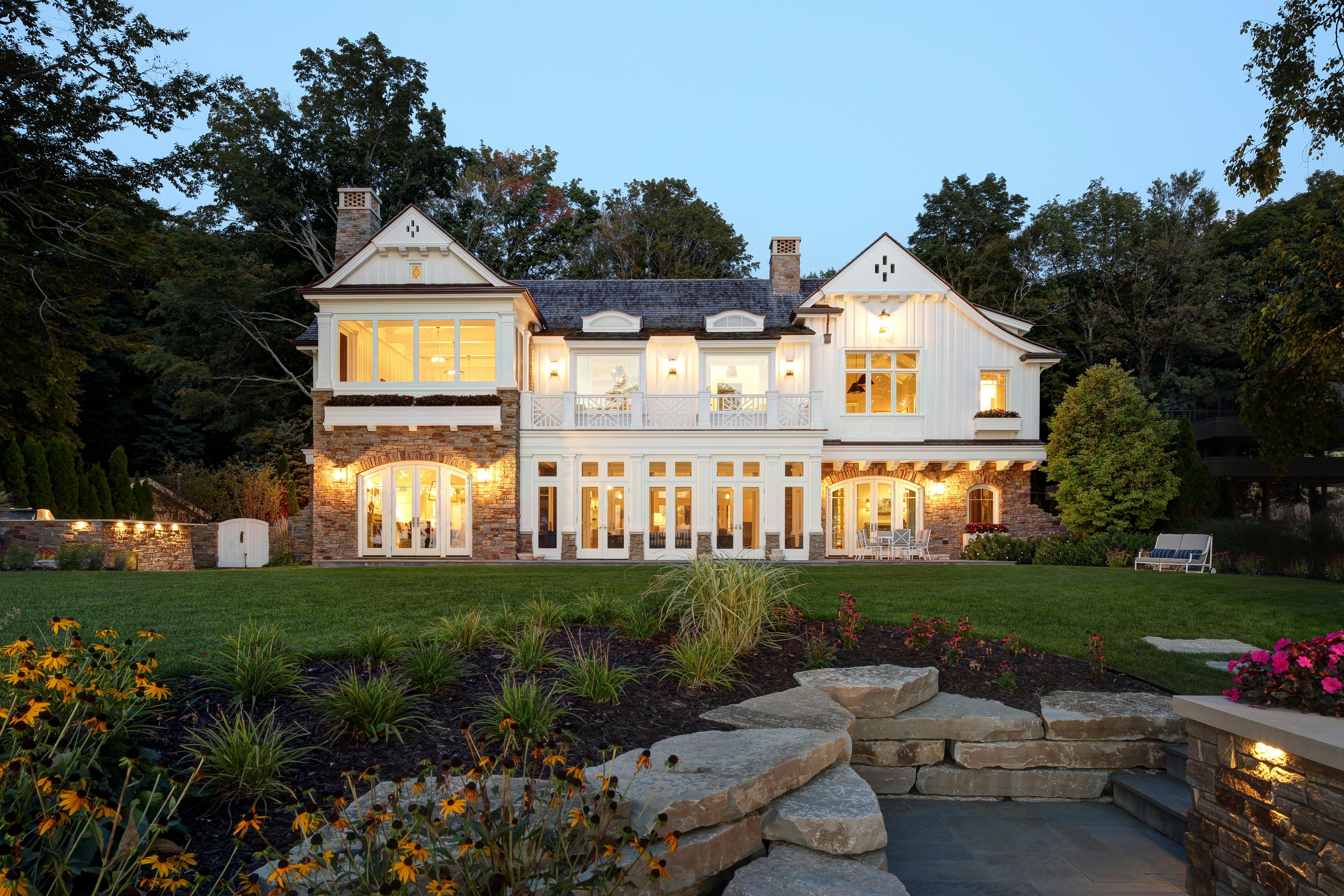 670c2e71968804cb96822dab 3 Exterior20rear 0