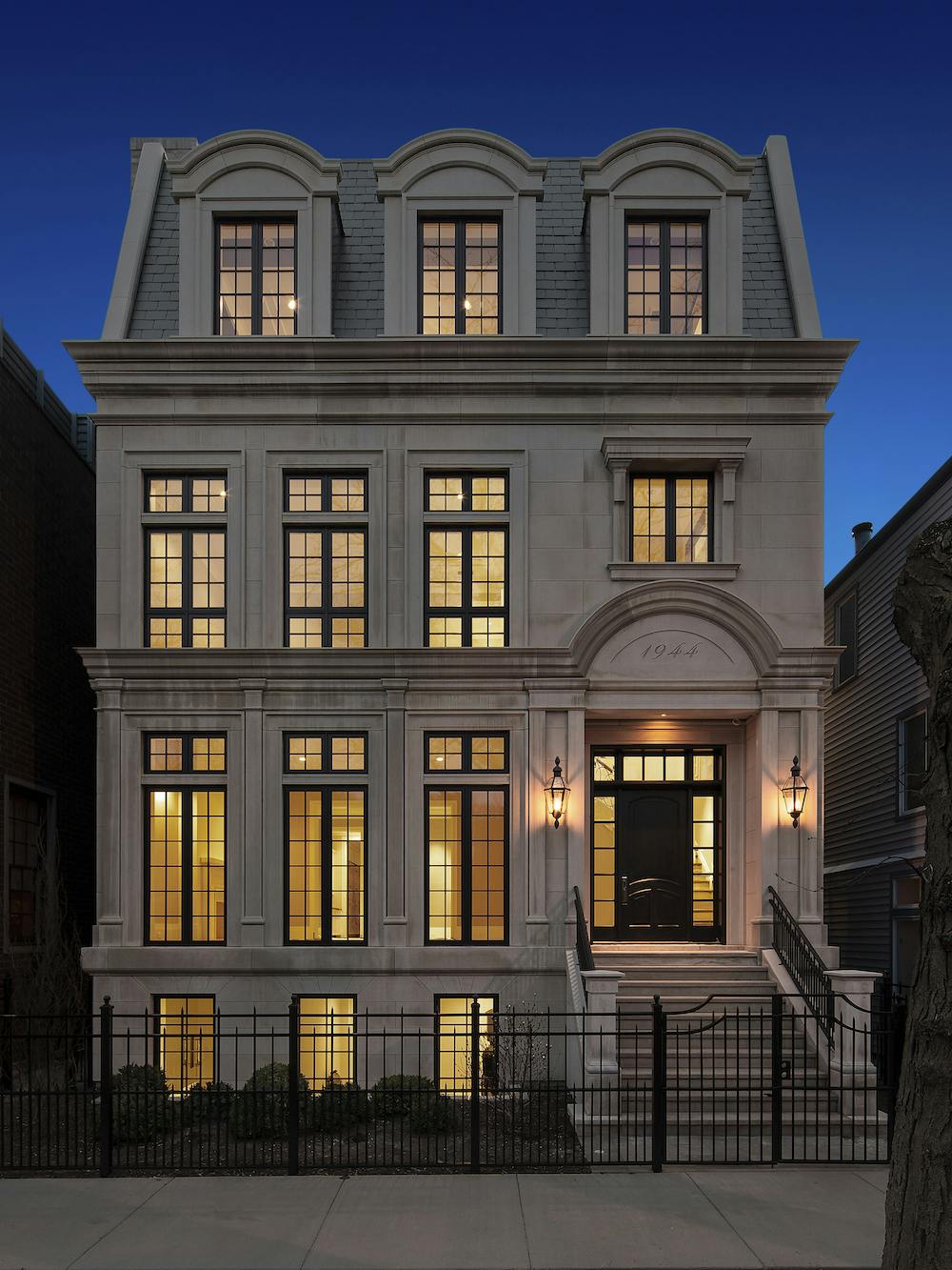 Environs infill Chicago home