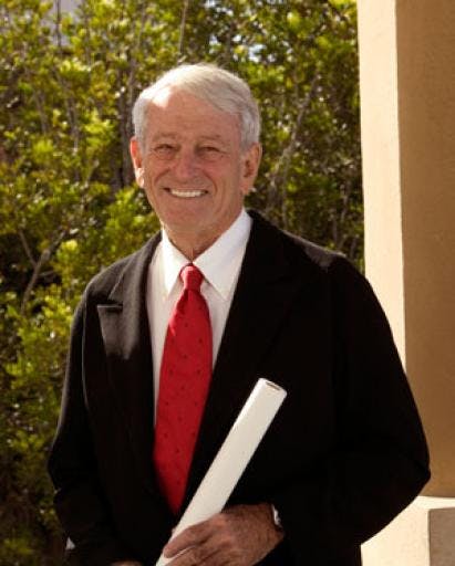 670c2f76651095ab55d1153a Barry1