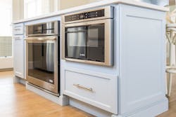 White Wood Island And Appliances White Wood Island And Appliances