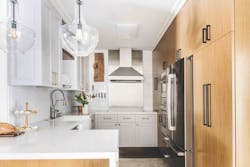 Remodeled kitchen with earthy colors Remodeled kitchen with earthy colors