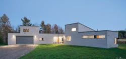 Prefab custom home with cedar cladding Prefab custom home with cedar cladding