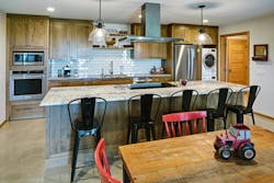 Additional suite with kitchen Additional suite with kitchen