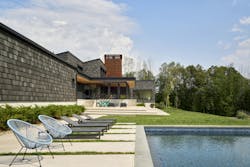 Montem Villam backyard with pool Montem Villam backyard with pool