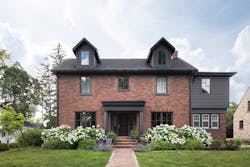 Exterior of home by KLH Homes Exterior of home by KLH Homes