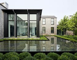 A classic shingled home with a modern glass pavilions in New York, by Kligerman Architecture & Design A classic shingled home with a modern glass pavilions in New York, by Kligerman Architecture & Design