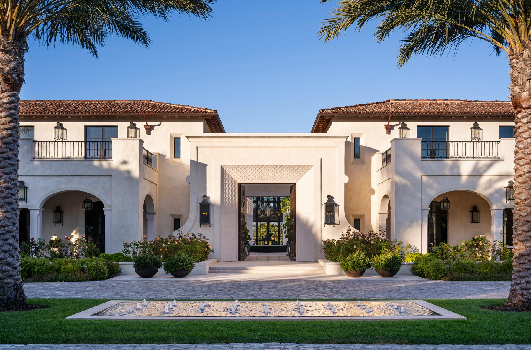 Exterior of a Southern California luxury home