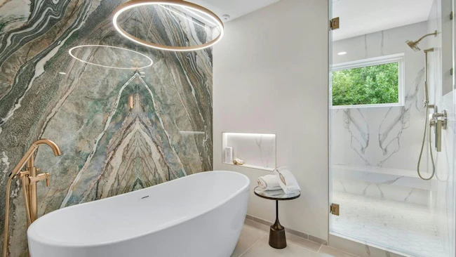 Bathroom by Signature Designs Custom Kitchens & Baths